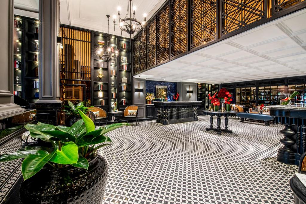 La Siesta Premium Hang Be – Hanoi
